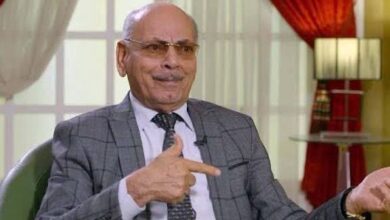 الشاعر